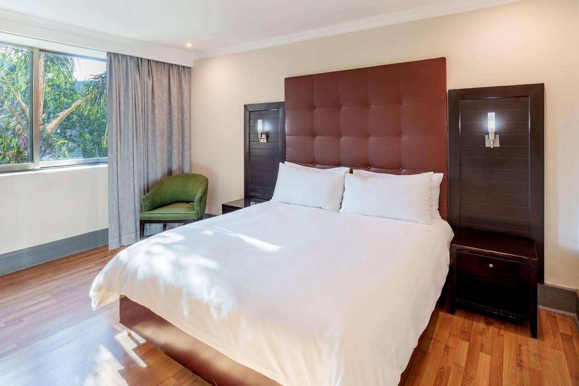 Protea Hotel By Marriott Lusaka Esterno foto