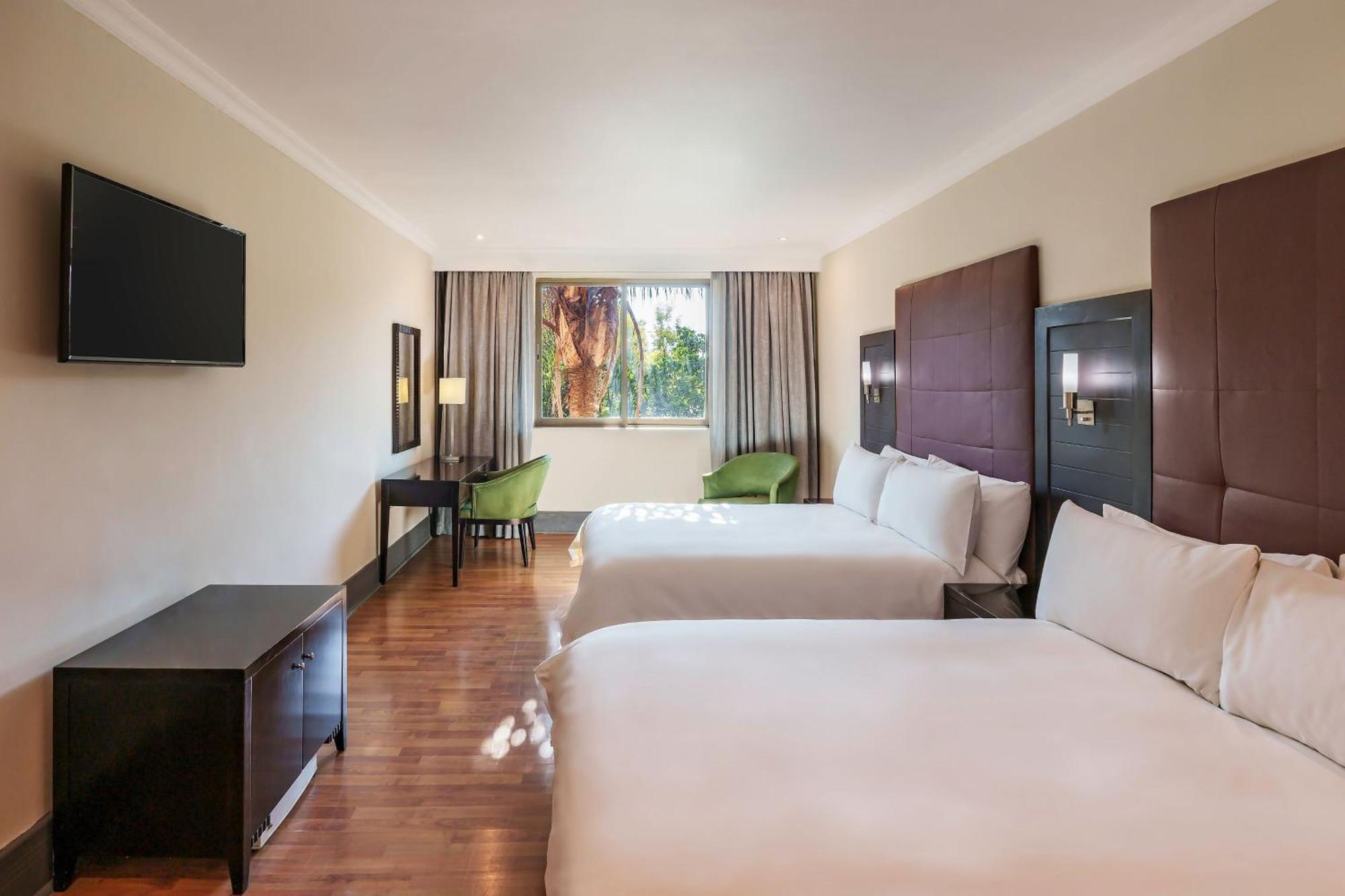 Protea Hotel By Marriott Lusaka Esterno foto