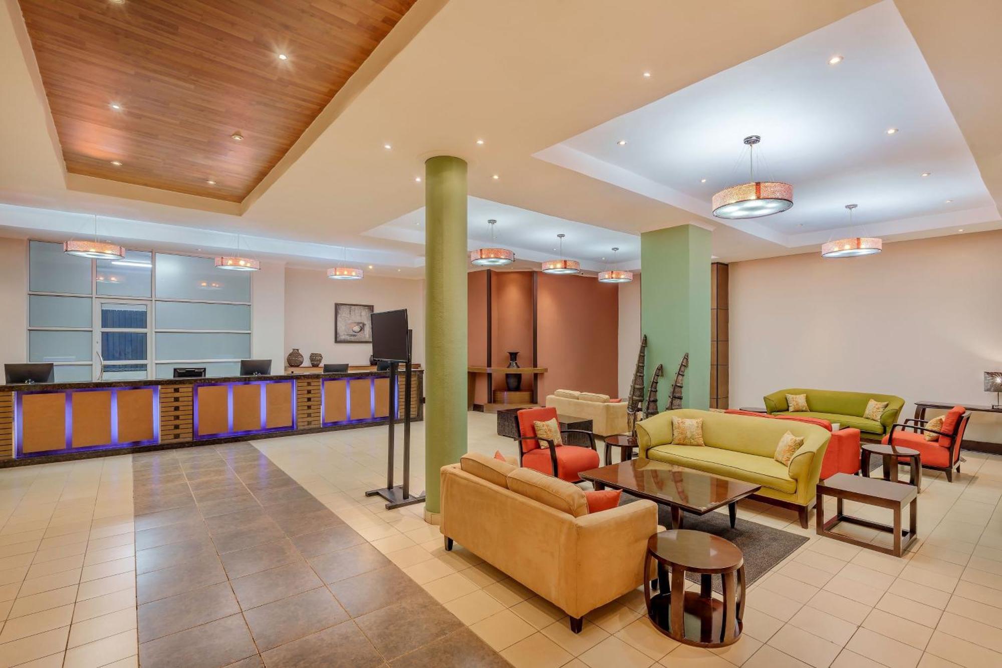 Protea Hotel By Marriott Lusaka Esterno foto