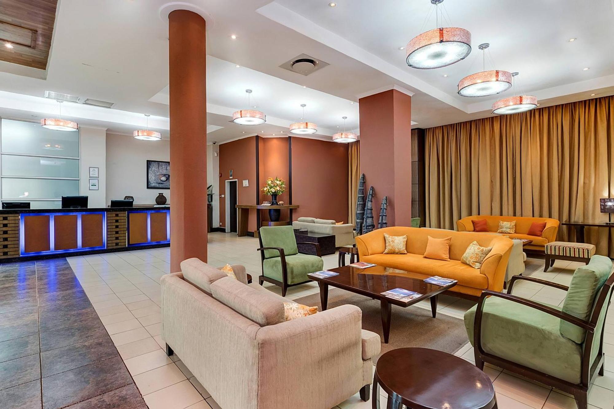 Protea Hotel By Marriott Lusaka Esterno foto