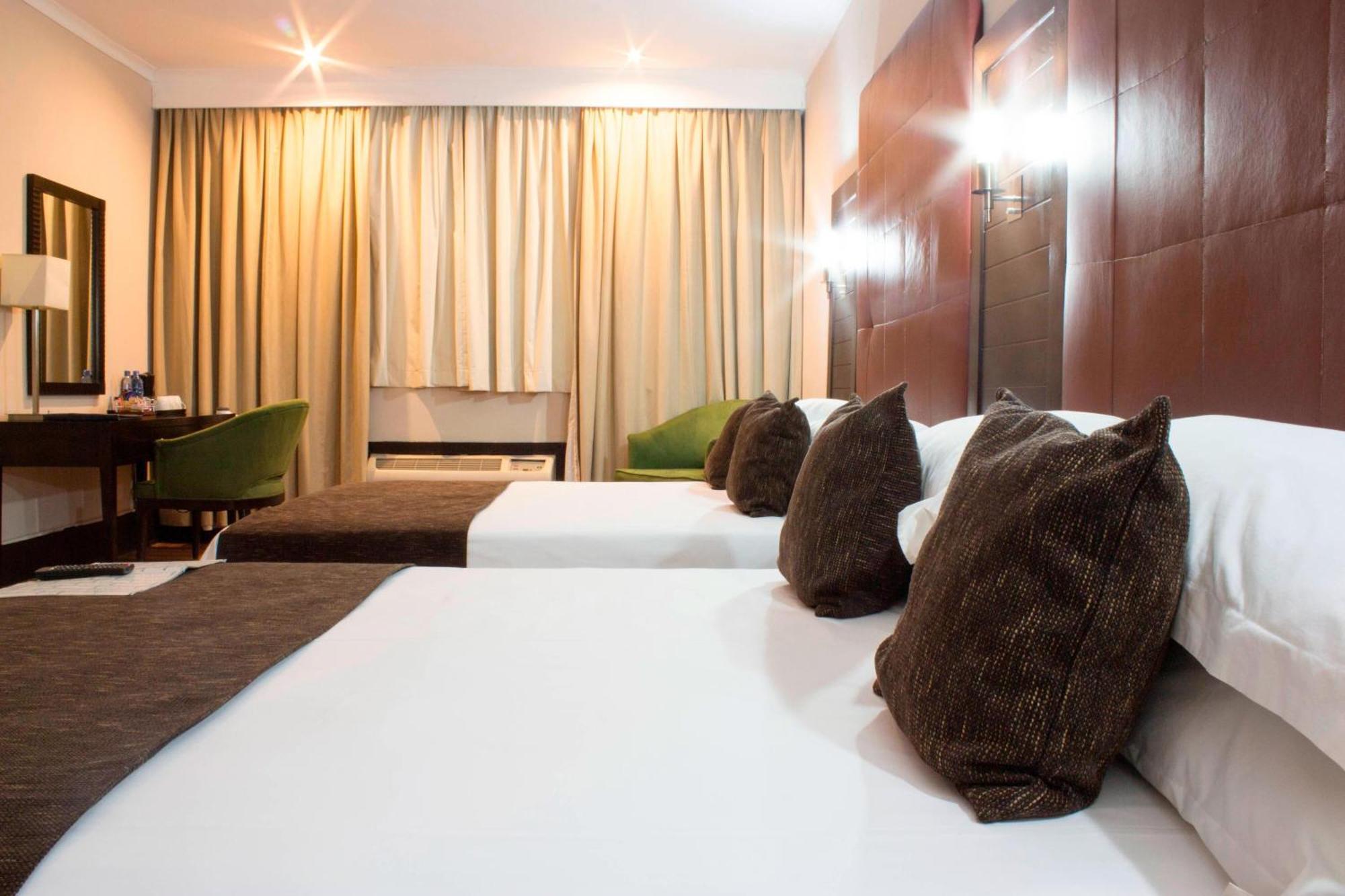 Protea Hotel By Marriott Lusaka Esterno foto